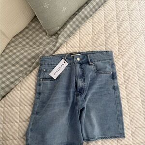 Neuflora Asa Light Wash Shorts